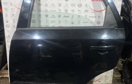 Дверь боковая Suzuki SX4 2009 6800479J00 УНИВЕРСАЛ 1.6 M16A, задняя левая