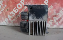 Резистор вентилятора охлаждения Toyota Corolla 2010 8925712010 ADE150 1ZRFE 0748912