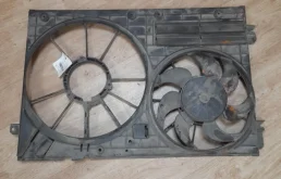 Диффузор вентиляторов в сборе Volkswagen Passat 2010-2015 1K0121223 В7