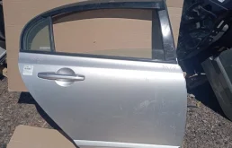 Дверь Honda Civic 8 2006-2011 67510SNAU00ZZ 4D, задняя правая