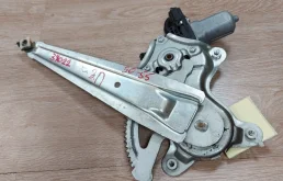 Мотор стеклоподъемника Toyota Camry 2012-2017 8572035140 50 55, задний правый