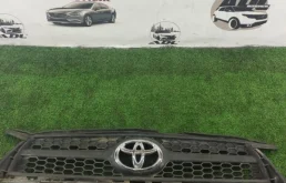 Решетка радиатора Toyota RAV4 2006-2012 5310142150 30, передняя