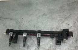 Рампа топливная Ford Fusion 2001-2012 1459278 1 FYJA FYJB FYJC 1.6Л 100ЛС