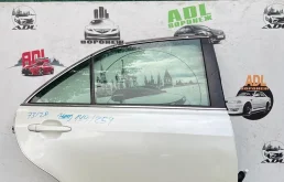 Дверь Toyota Camry 2006-2011 6700333161 40, задняя правая