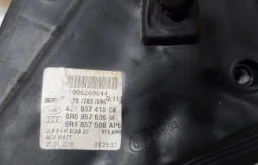 Стекла и зеркала для Audi Q7 2010 года на фотографиях