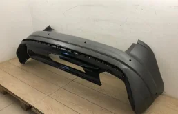 Бампер задний для Volkswagen Touareg 2025 года на фотографиях