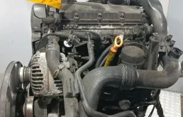 Двигатель,AWX,Audi A4 B8 2001