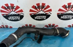 Патрубок интеркуллера Volkswagen Tiguan 1K0145770AH CCZ