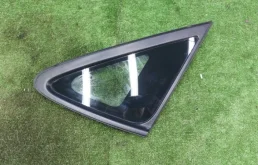 Стекло кузовное глухое Hyundai IX35 2011