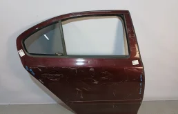 ДВЕРЬ SKODA OCTAVIA 1Z5833056 ЗАДНЯЯ ПРАВАЯ  бордовый DY444