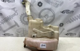 Бачок омывателя Mercedes-benz 2009 W164