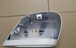 Корпус зеркала правый Volvo XC60 2 2017-2021 (39844973)