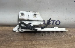Петля капота Audi A8 4E0823302G D3 5.2 BSM, правая