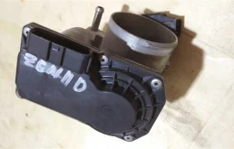 Дроссельная заслонка для Toyota RAV4 2015 года на фотографиях