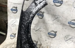 Крыло правое для Volvo C30 на фотографиях