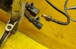 Компрессор пневмоподвески задний для Porsche Cayenne на фотографиях