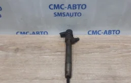 Форсунка топливная для Volvo XC90 2013 года на фотографиях