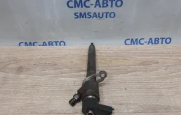 Форсунка топливная для Volvo XC90 2013 года на фотографиях