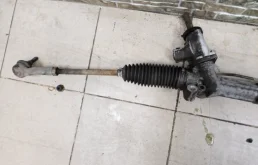 Рулевая рейка для Land Rover Range Rover Sport 2013 года на фотографиях