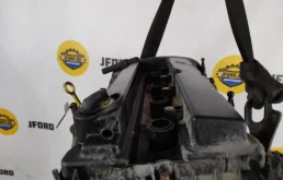 Двигатель без навесного для Jeep Compass 2008 года на фотографиях