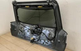 Дверь багажника для Audi Q7 на фотографиях