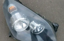 Фара правая для Opel Astra 2007 года на фотографиях