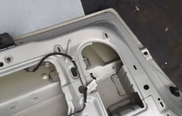 Крышка багажника для Opel Zafira 2010 года на фотографиях