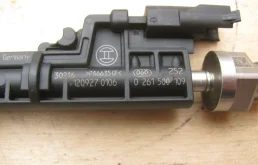 Форсунка топливная для BMW X3 на фотографиях