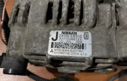 Генератор для Nissan Navara 2008 года на фотографиях