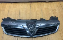 Решетка радиатора для Opel Zafira B 2005-2015