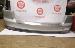 Бампер для Volkswagen Touran 2006 года на фотографиях