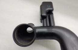 Впускной патрубок воздушного фильтра для Suzuki Grand Vitara на фотографиях