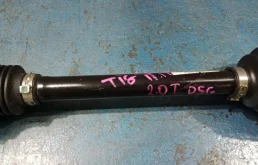 Привод передний правый для Volkswagen Tiguan 2017 года на фотографиях