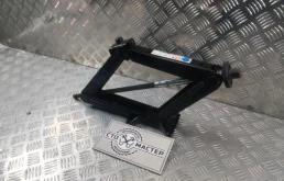 Домкрат для Fiat Ducato на фотографиях