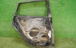 Дверь задняя (сдвижная) левая для Hyundai Solaris 2013 года на фотографиях