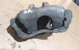 Суппорт передний правый для Suzuki Grand Vitara на фотографиях