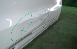 Дверь передняя правая для Audi Q3 2012 года на фотографиях