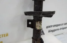 Стойка кузова передняя правая для Hyundai Solaris 2021 года на фотографиях