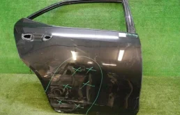 Дверь задняя правая для Toyota Corolla 2016 года на фотографиях