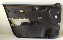 Уплотнитель передней правой двери для Skoda Rapid 2018 года на фотографиях