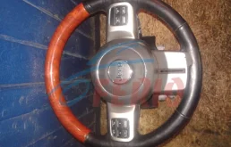 Рулевое колесо Overland, б/у, на Jeep Grand Cherokee WK2 (дорест., 2011-2012).

Подушка безопасности в комплект не входит, т.к. уже продана.