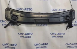 Панель радиатора (телевизор) для Mercedes-Benz GL class 2008 года на фотографиях