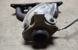 Выпускной коллектор для Toyota RAV4 на фотографиях