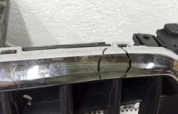 Решетка радиатора для Audi Q3 2011 года на фотографиях