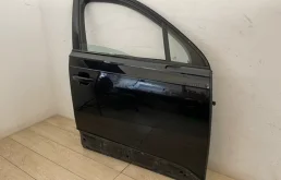 Двери для Audi Q7 2018 года на фотографиях