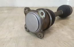 Привод передний правый для Mitsubishi Pajero Sport на фотографиях