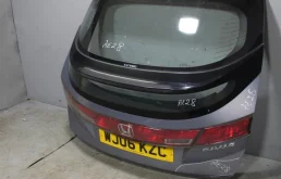 Крышка багажника для Honda Civic 2008 года на фотографиях