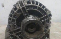 Генератор (231007633r) для Renault Sandero BS 2007-2014