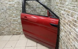 Двери для Land Rover Range Rover Evoque 2013 года на фотографиях