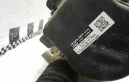 Рулевая рейка для Toyota RAV4 2021 года на фотографиях